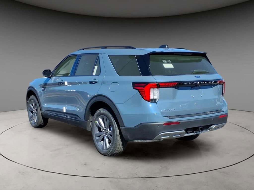 New 2026 Ford Explorer Active AWD/4WD image 3