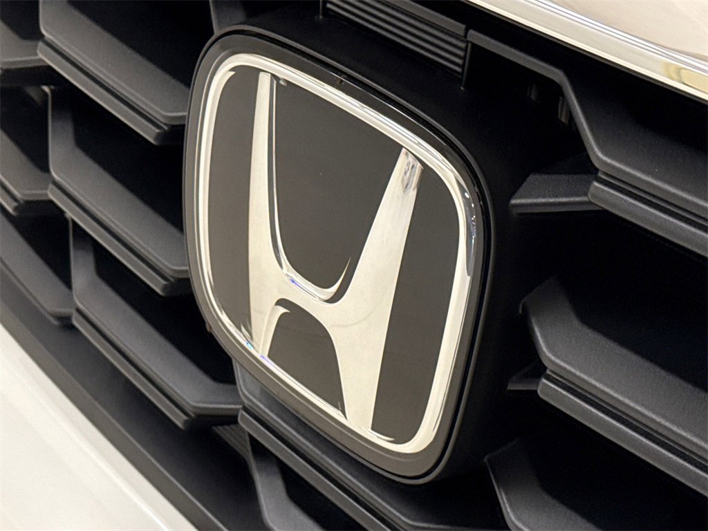 New 2025 Honda Pilot EX-L image 5