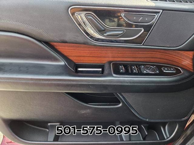 Used 2019 Lincoln Navigator Premiere AWD/4WD image 35
