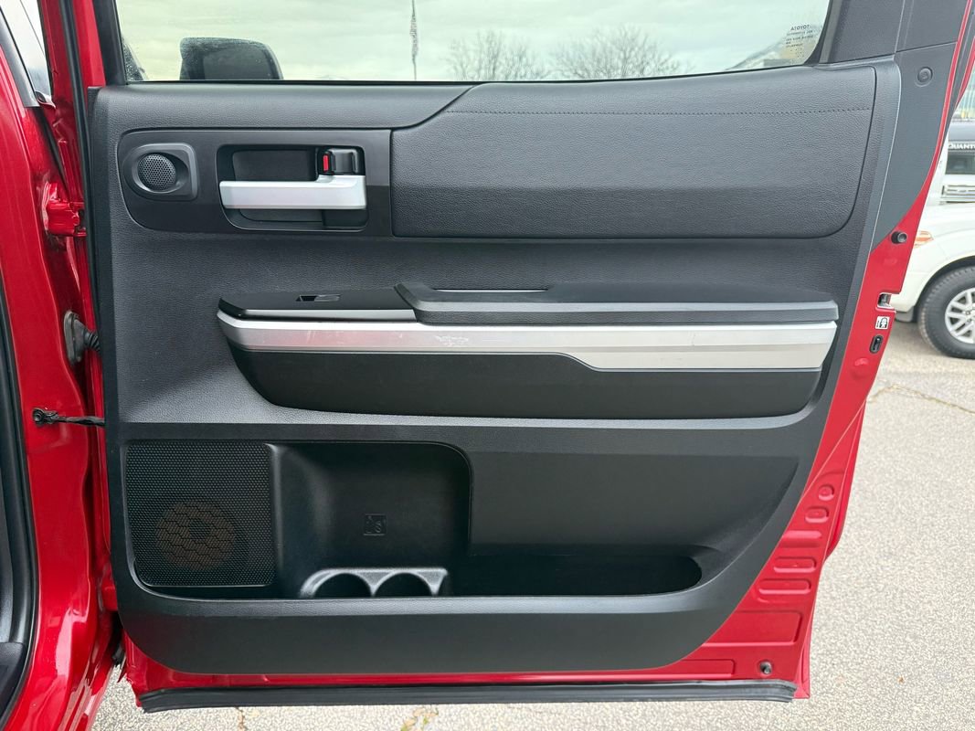 Used 2017 Toyota Tundra SR5 image 36