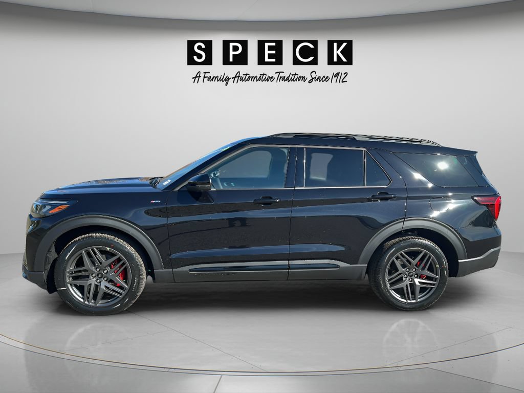New 2026 Ford Explorer ST-Line w/ ST-Line Street Pack AWD/4WD image 3