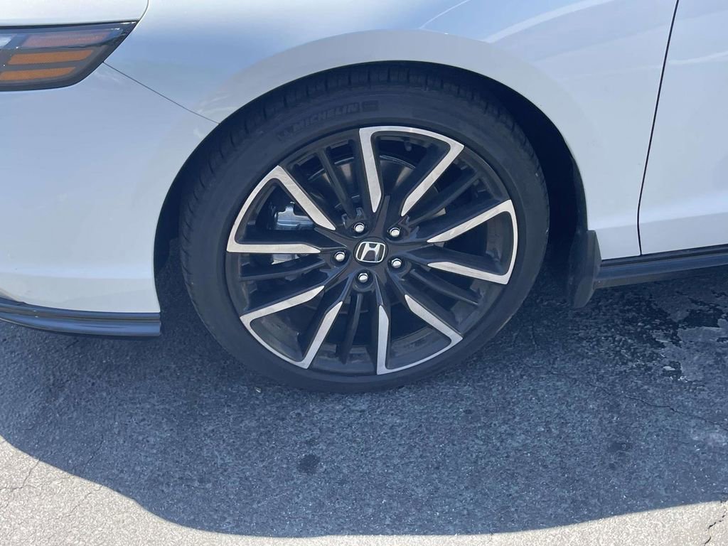Used 2025 Honda Accord Touring image 26