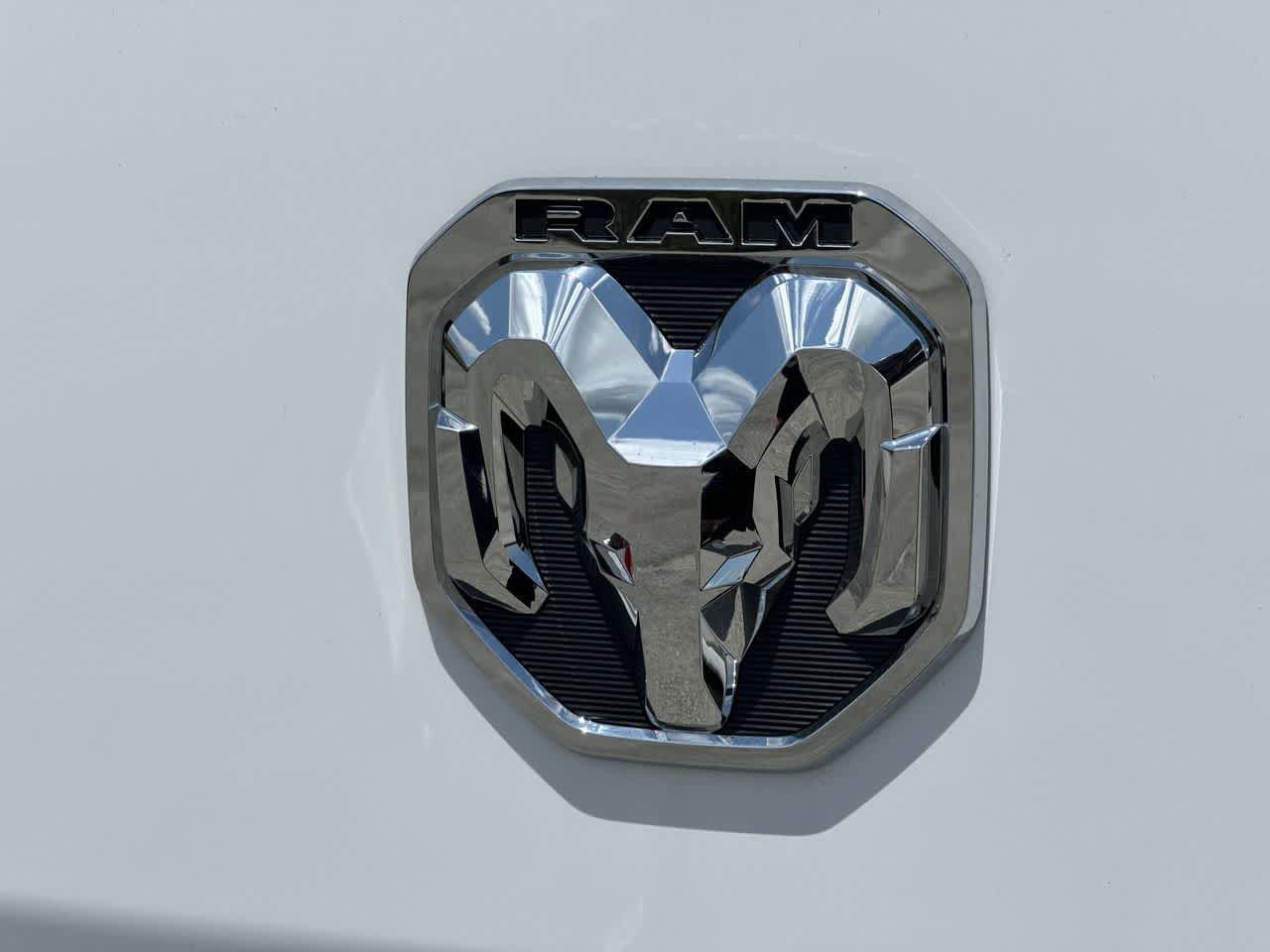 New 2026 RAM ProMaster 3500 w/ Premium Convenience Group FWD image 11