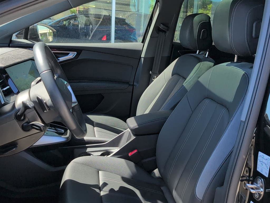 Used 2024 Audi Q4 e-tron Premium Plus w/ Premium Plus image 12