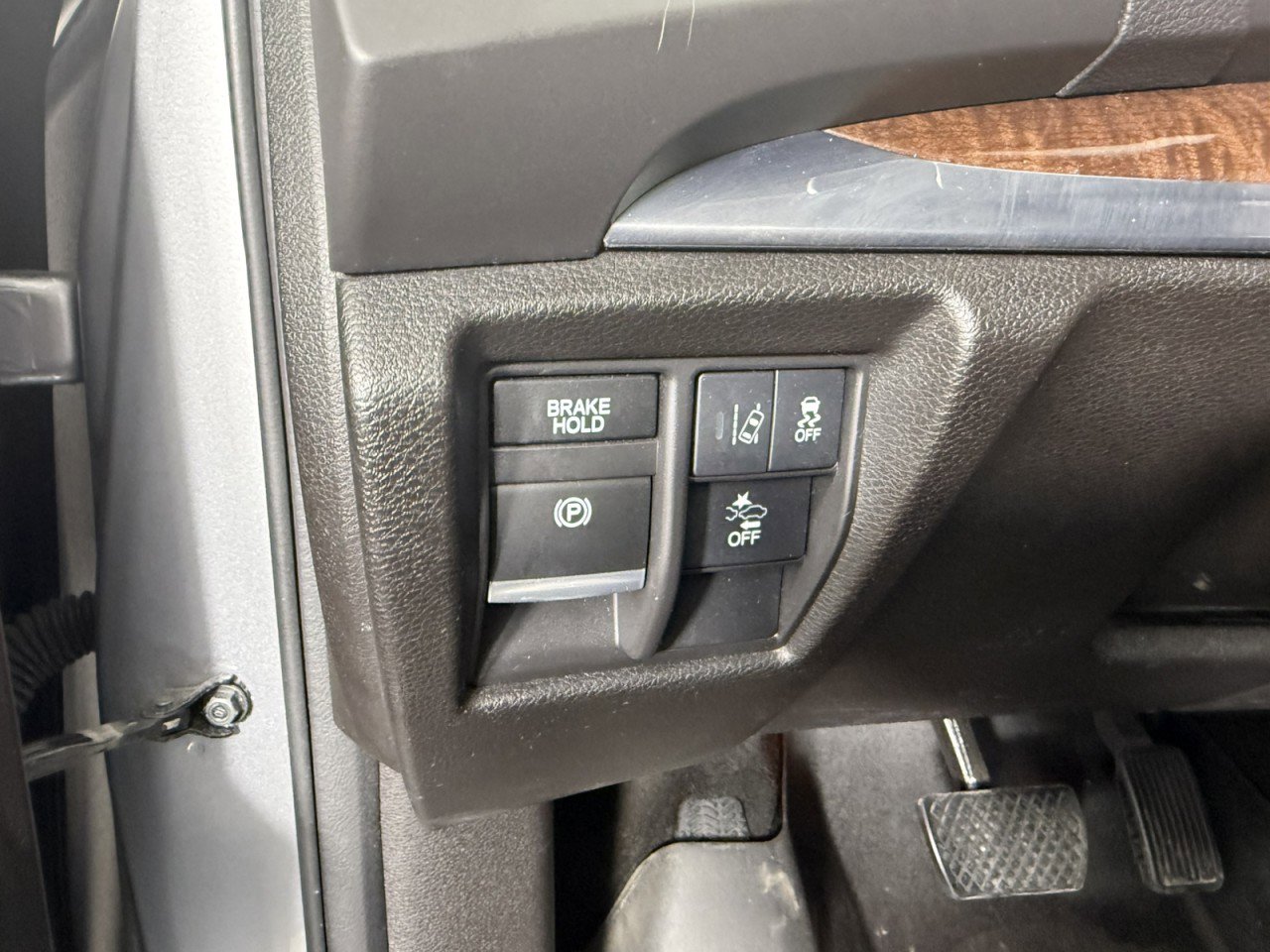 Used 2017 Acura MDX SH-AWD w/ Technology Package image 25