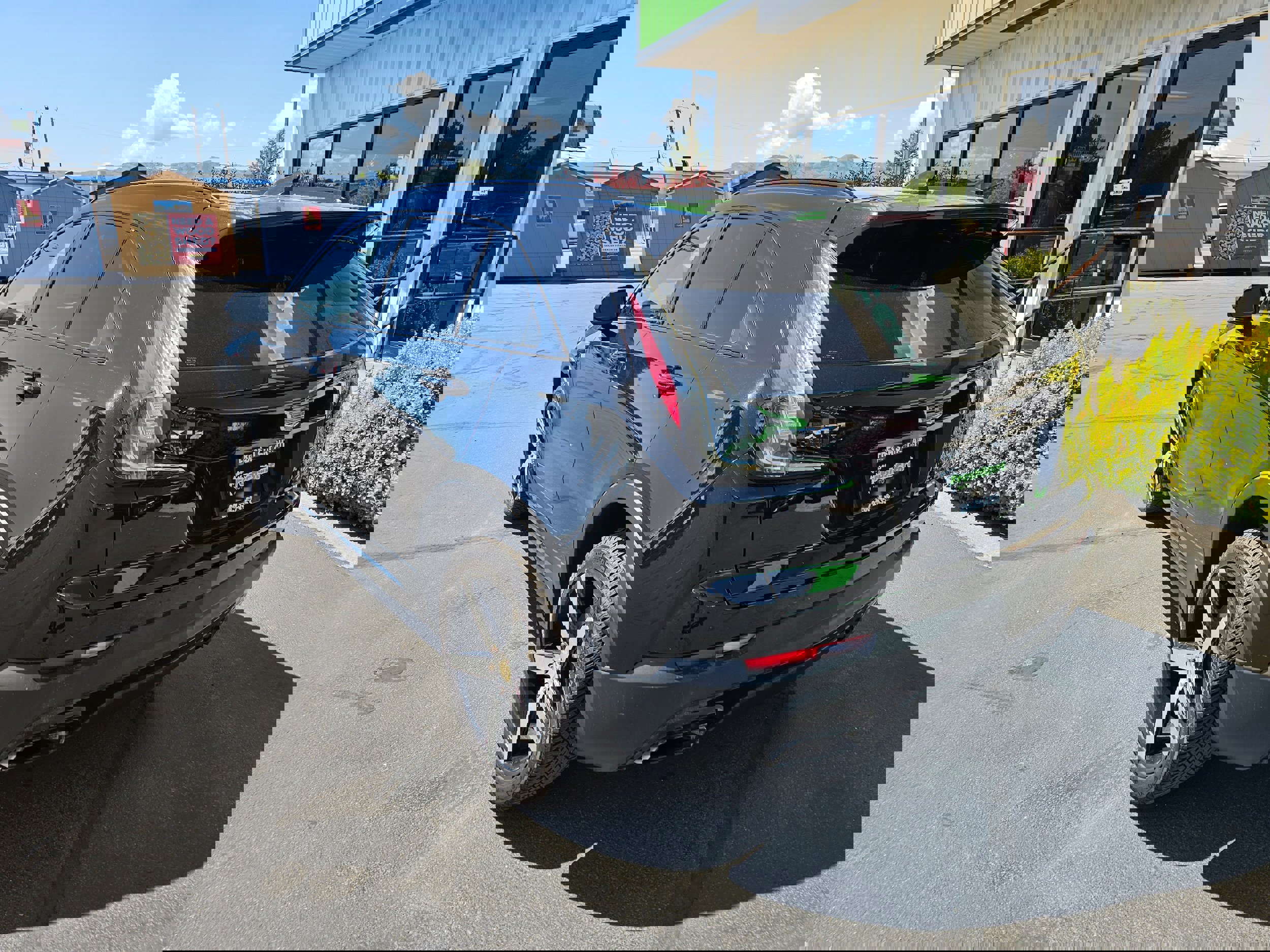 Used 2019 Cadillac XT4 Sport w/ Driver Awareness Package FWD image 5