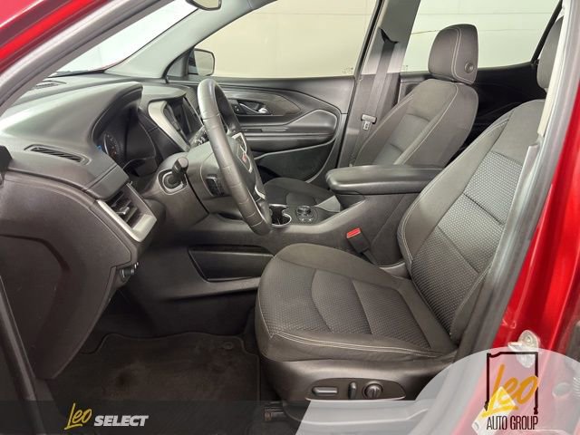 Used 2022 GMC Terrain SLE w/ Driver Convenience Package FWD image 11