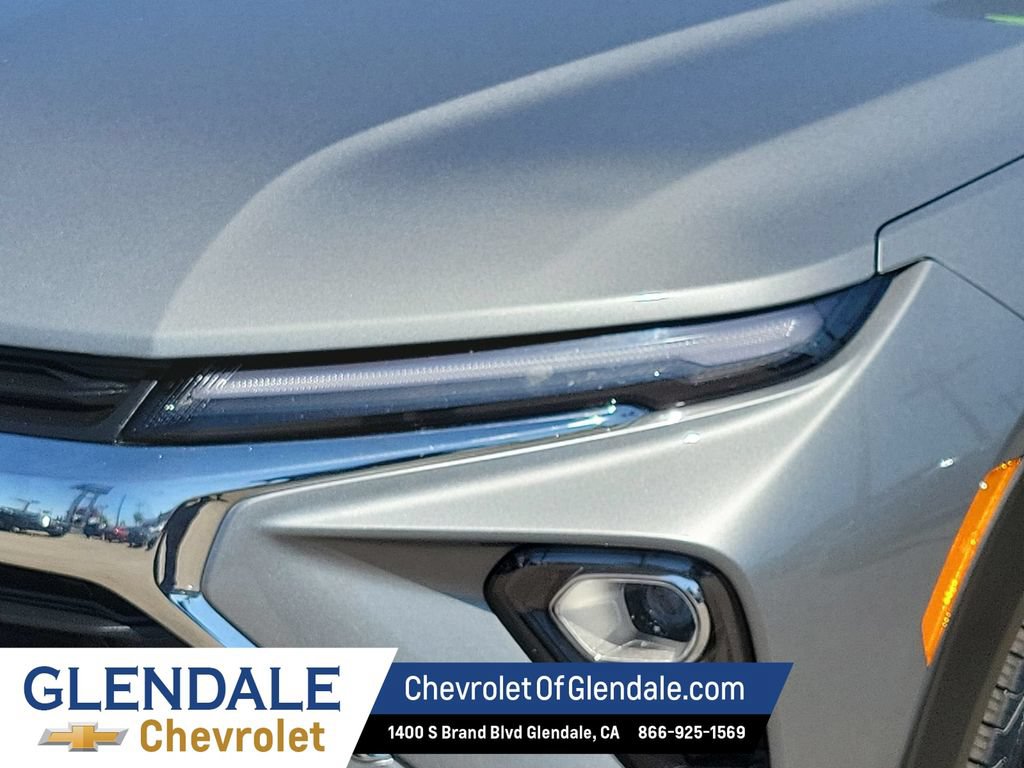 Certified 2025 Chevrolet TrailBlazer LT FWD image 17