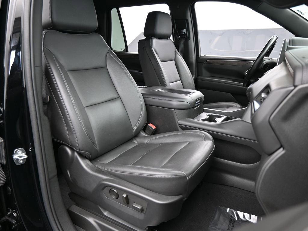 Used 2022 Chevrolet Tahoe LT w/ Luxury Package image 54