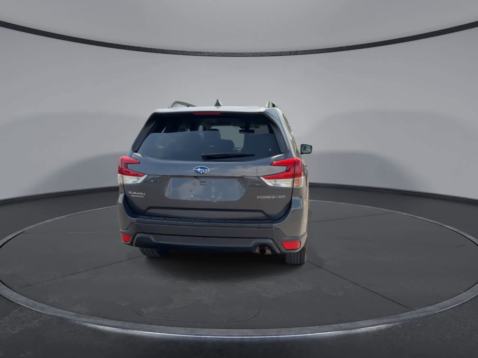 Used 2021 Subaru Forester Premium AWD/4WD image 7