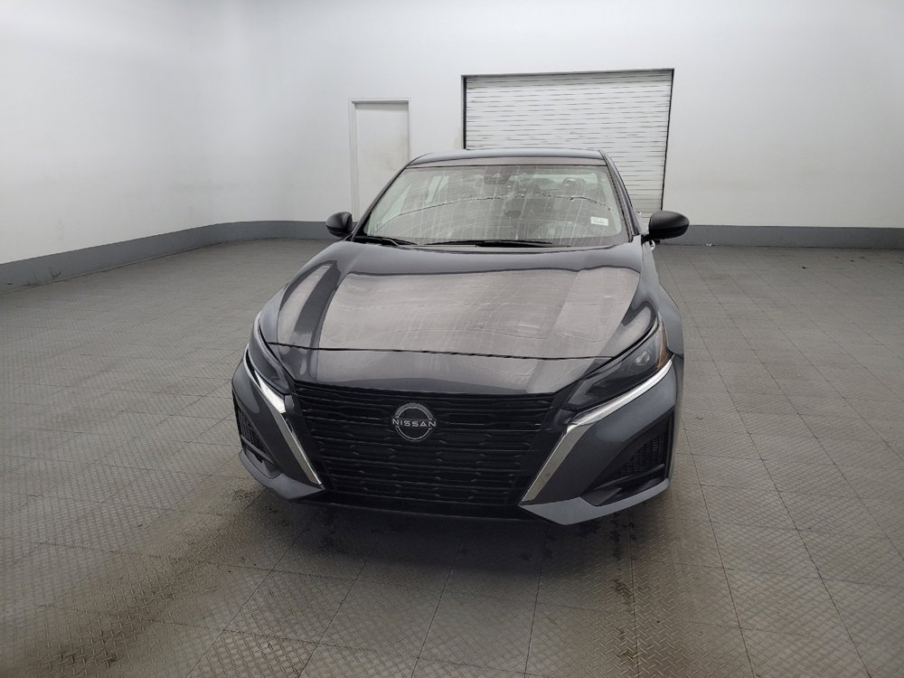 Used 2024 Nissan Altima 2.5 SV image 15