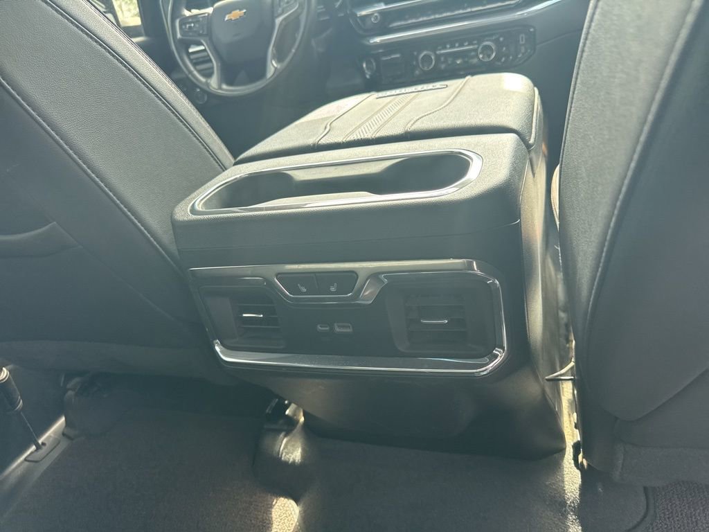 Used 2024 Chevrolet Silverado 2500 High Country w/ High Country Premium Package image 10
