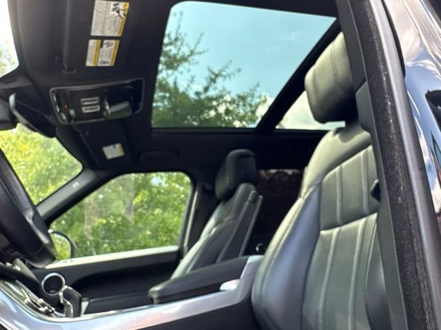 Used 2020 Land Rover Range Rover Sport HSE Dynamic AWD/4WD image 3