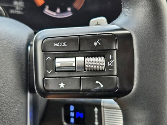 Used 2025 Hyundai Santa Fe SEL FWD image 20