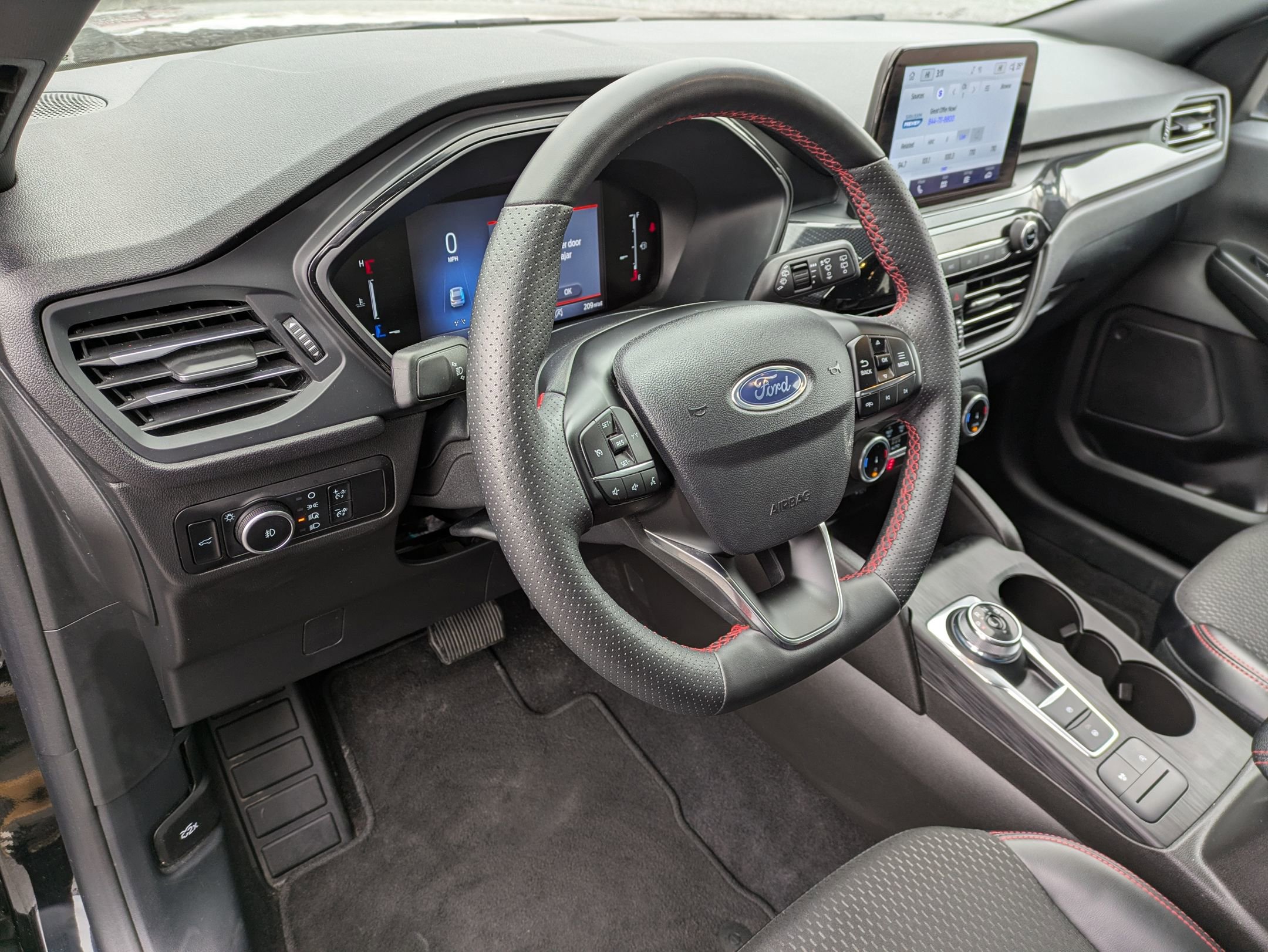 Used 2025 Ford Escape ST-Line Select image 8