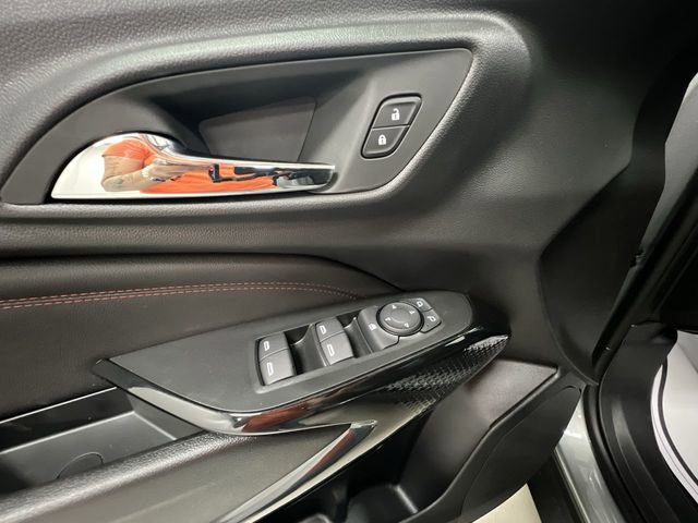 New 2026 Chevrolet Trax RS w/ Sunroof Package FWD image 23