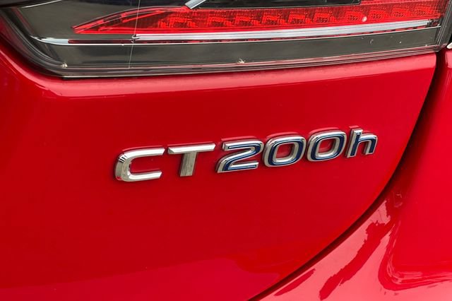 Used 2017 Lexus CT 200h FWD image 33