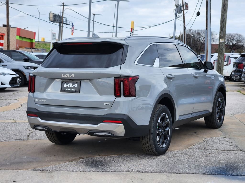 New 2026 Kia Sorento S w/ S Panoramic Sunroof Package image 4