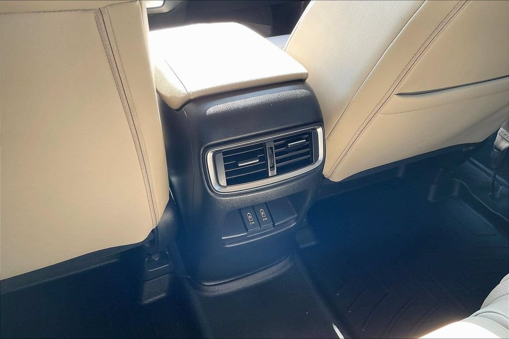 Used 2017 Honda CR-V Touring image 13
