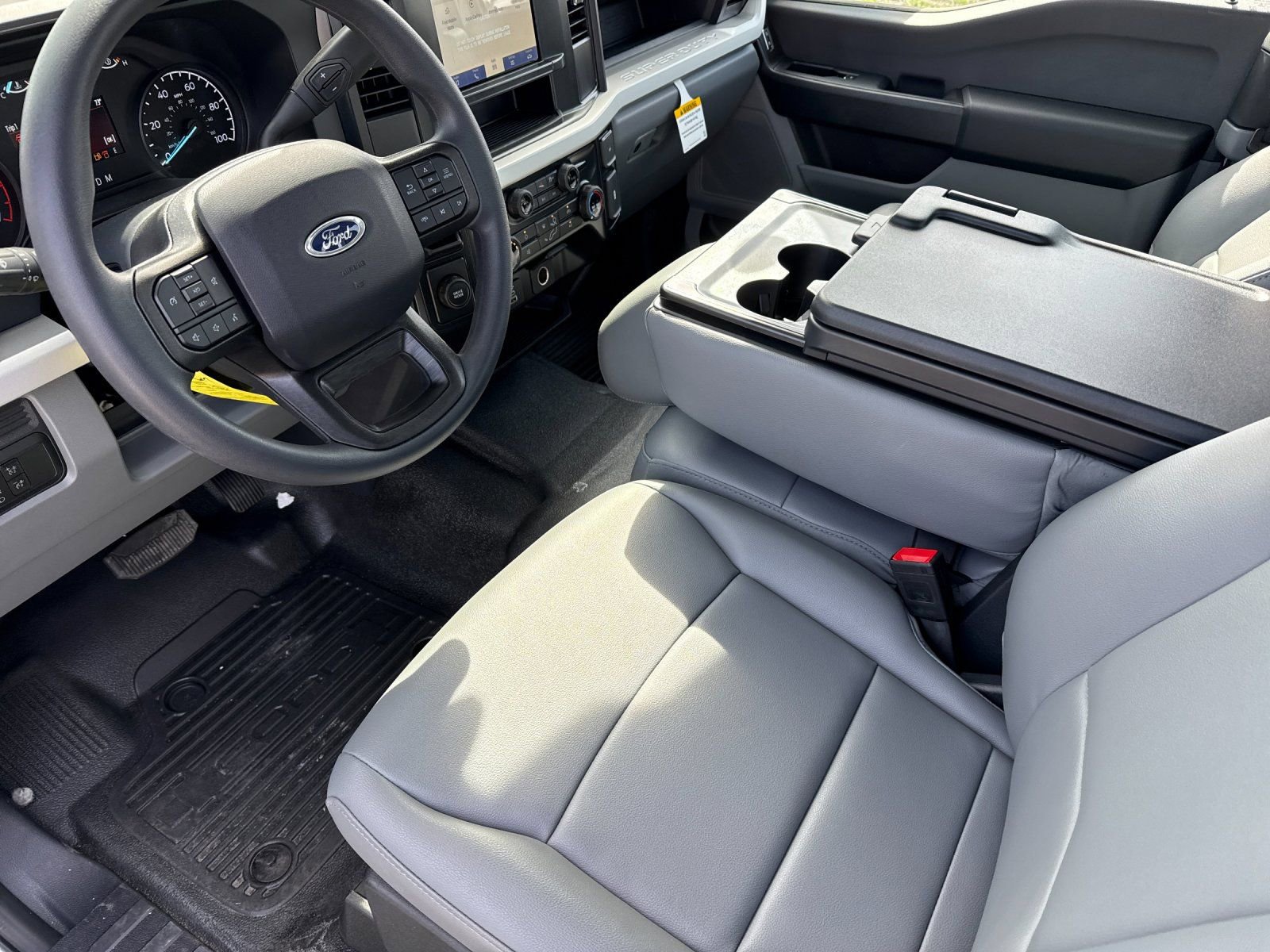 New 2026 Ford F250 XL w/ Camper Package image 10