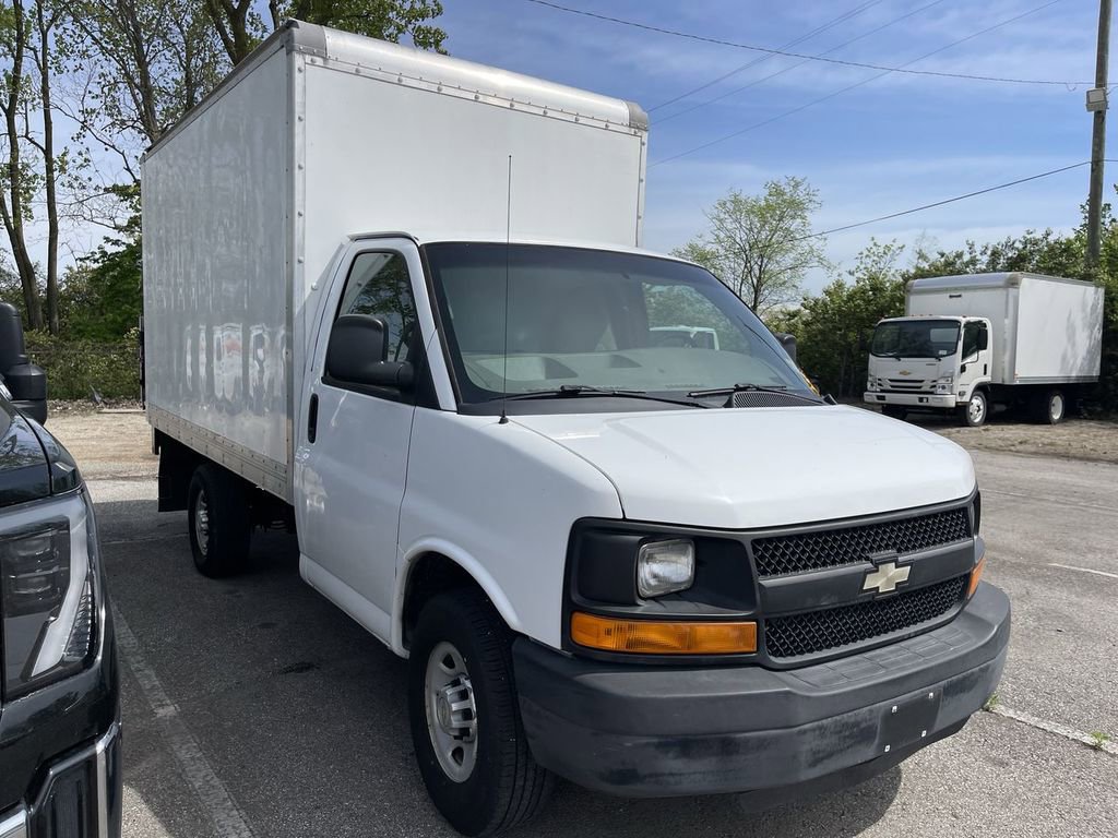 Used 2014 Chevrolet Express 3500 RWD image 10