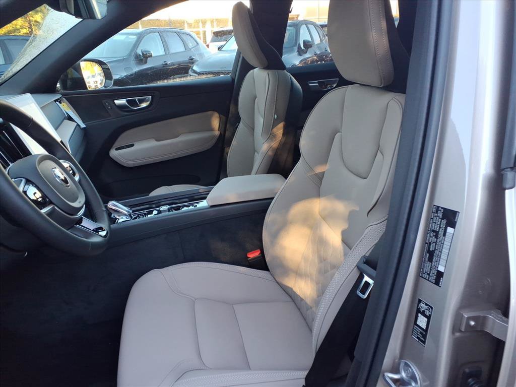 New 2026 Volvo XC60 B5 Plus w/ Protection Package Premier AWD/4WD image 14