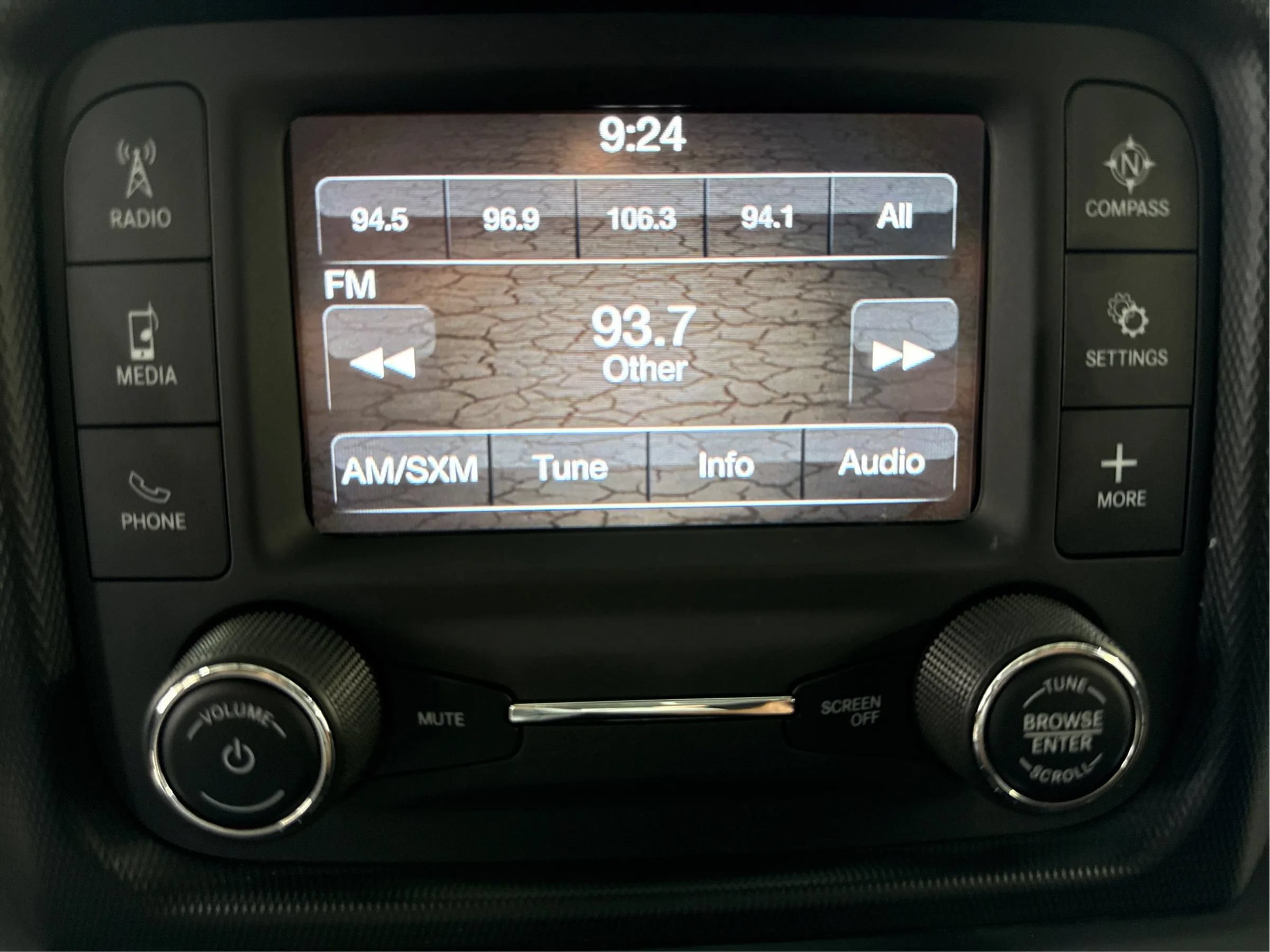 Used 2018 Jeep Wrangler Unlimited Sport S AWD/4WD image 19