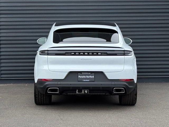 New 2026 Porsche Cayenne Coupe AWD/4WD image 6