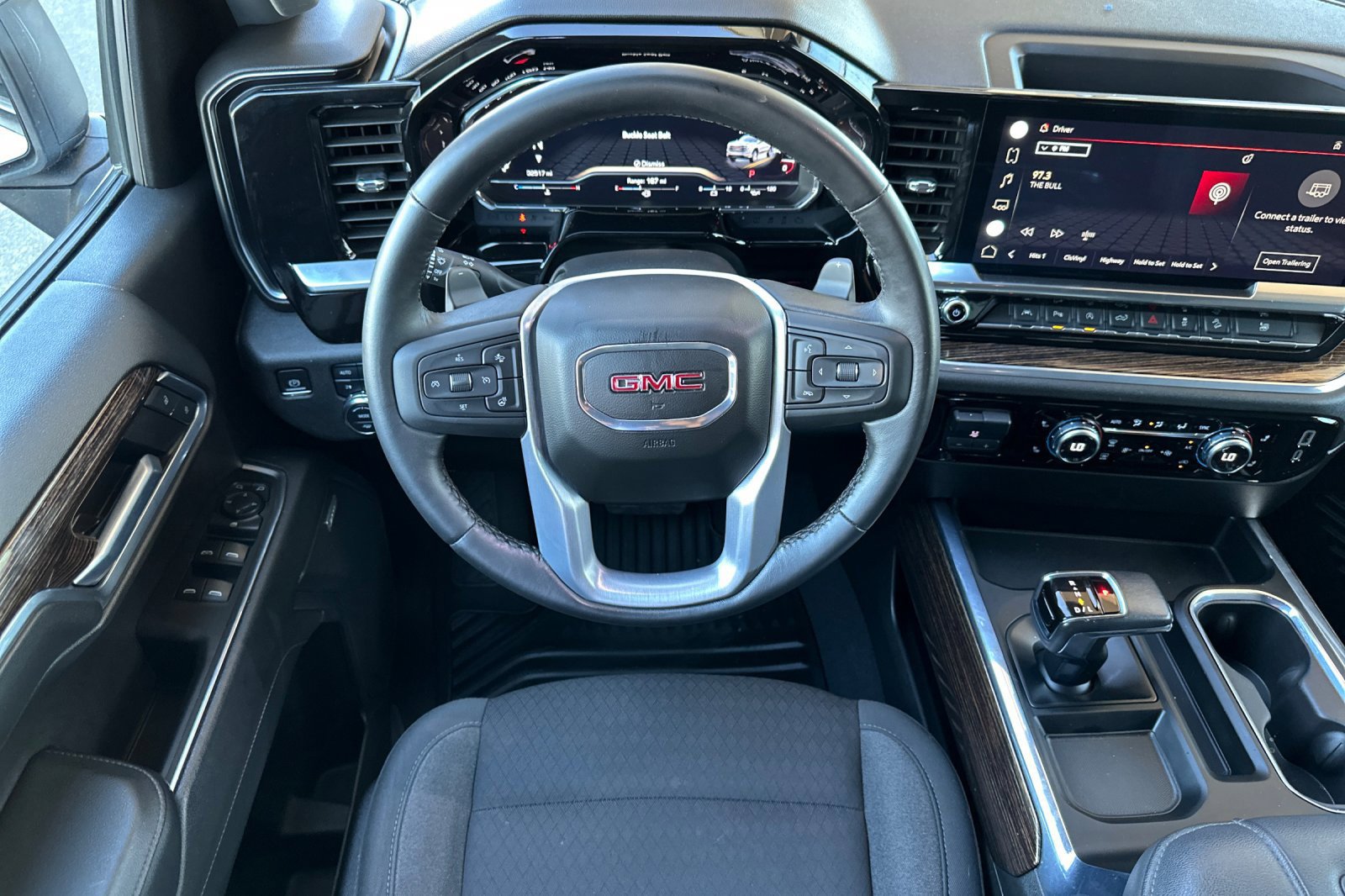 Certified 2022 GMC Sierra 1500 Elevation w/ Preferred Package AWD/4WD image 15