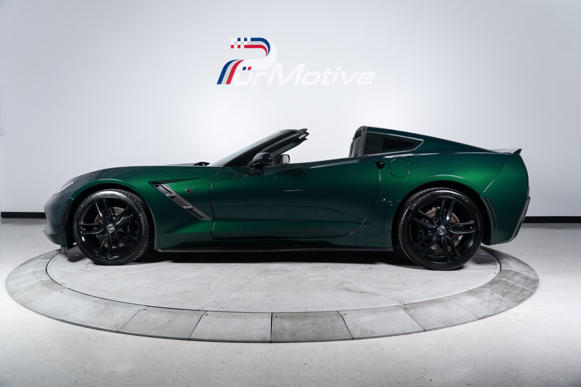 Used 2014 Chevrolet Corvette Stingray Coupe w/ 3LT Preferred Equipment Group RWD image 2