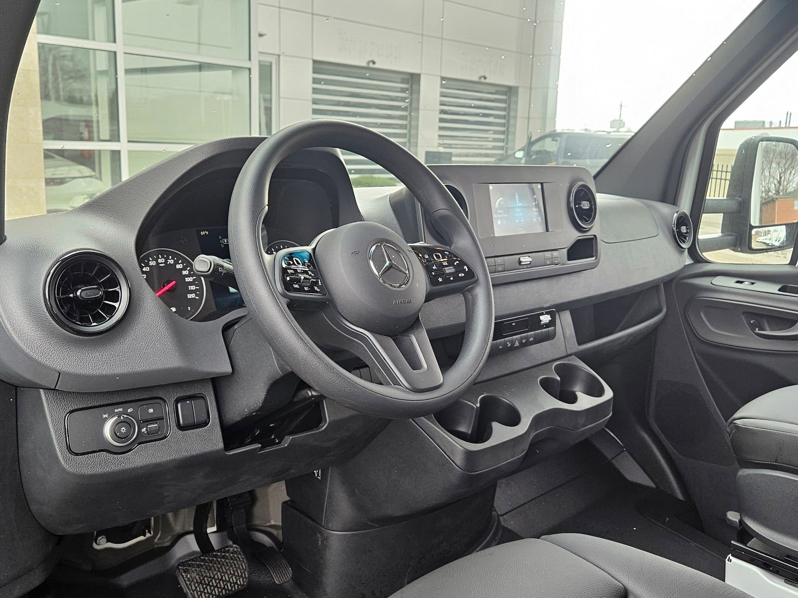New 2024 Mercedes-Benz Sprinter 4500 image 16