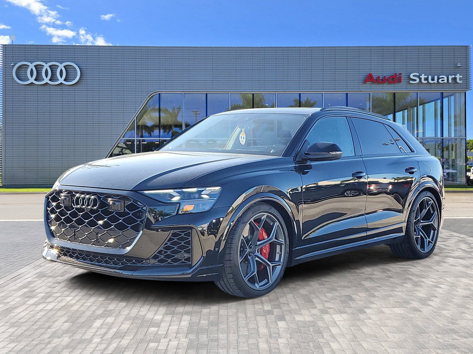 New 2026 Audi RS Q8 performance image 3