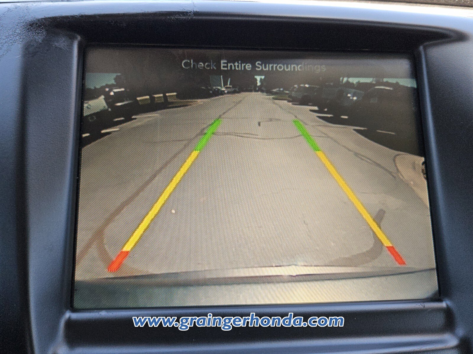 Used 2017 Chrysler 200 Limited Platinum image 16