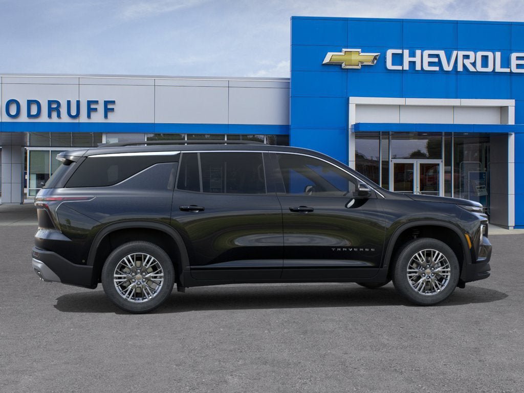 New 2027 Chevrolet Traverse LT FWD image 5