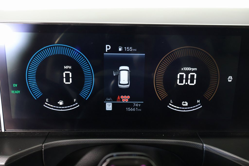 Used 2025 Hyundai Santa Fe SEL image 4