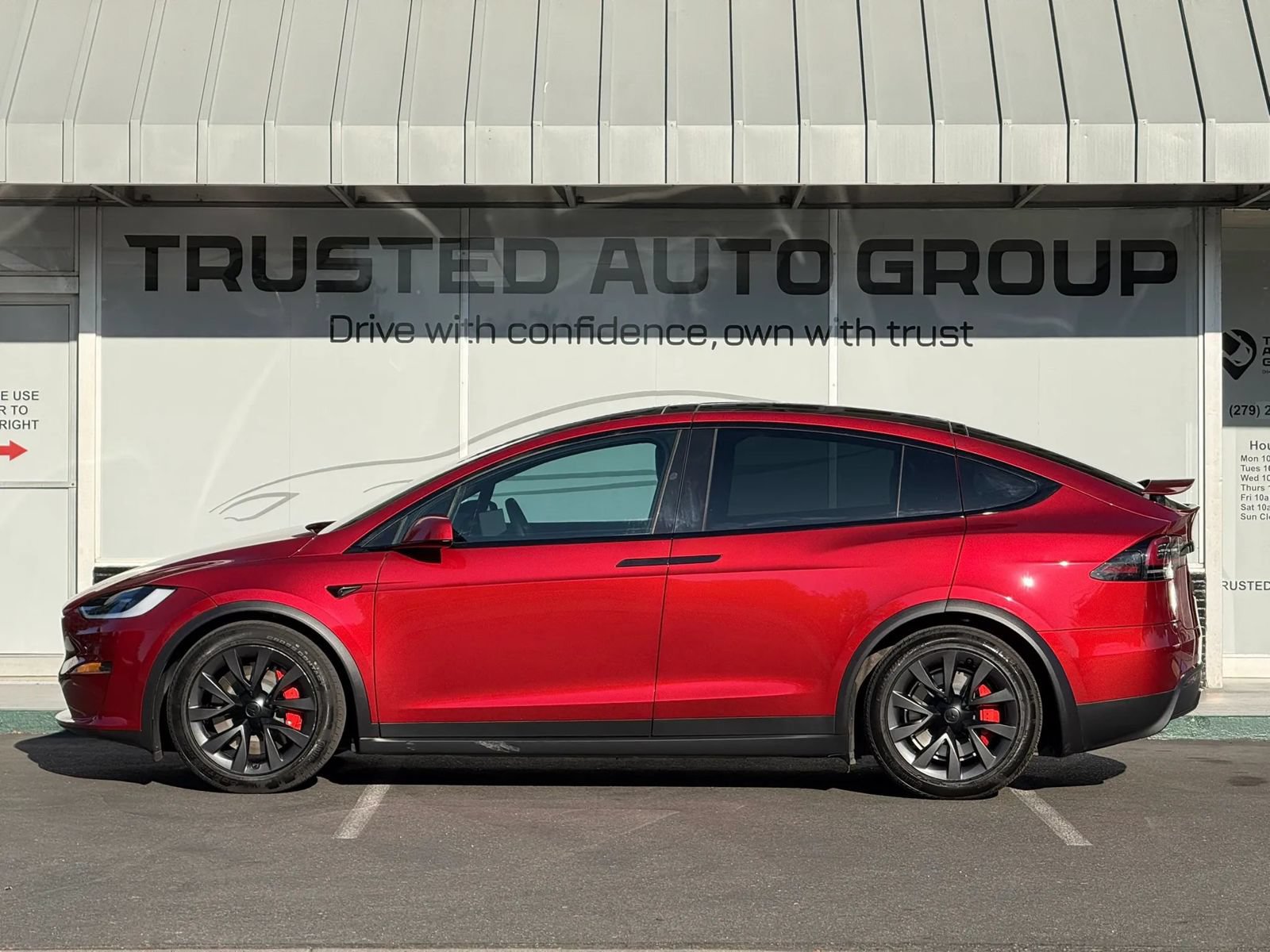 Used 2023 Tesla Model X Plaid AWD/4WD image 4