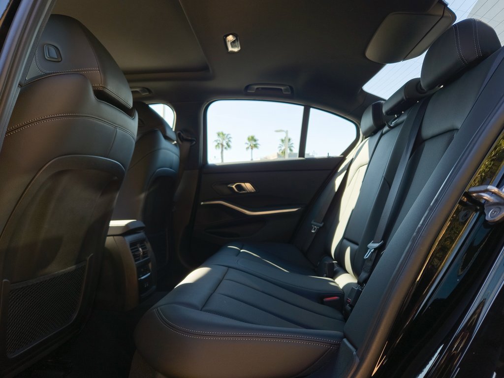 Used 2022 BMW 330i 330i w/ Driving Assistance Package image 20