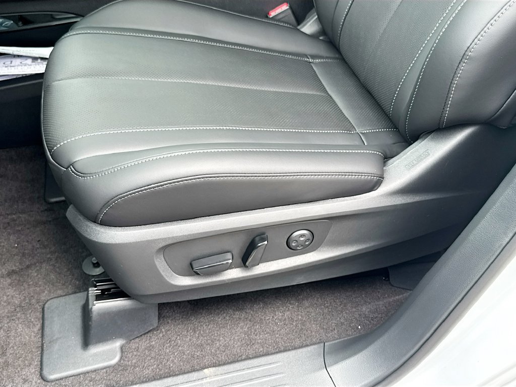 New 2027 INFINITI QX60 Luxe w/ Cargo Package FWD image 20