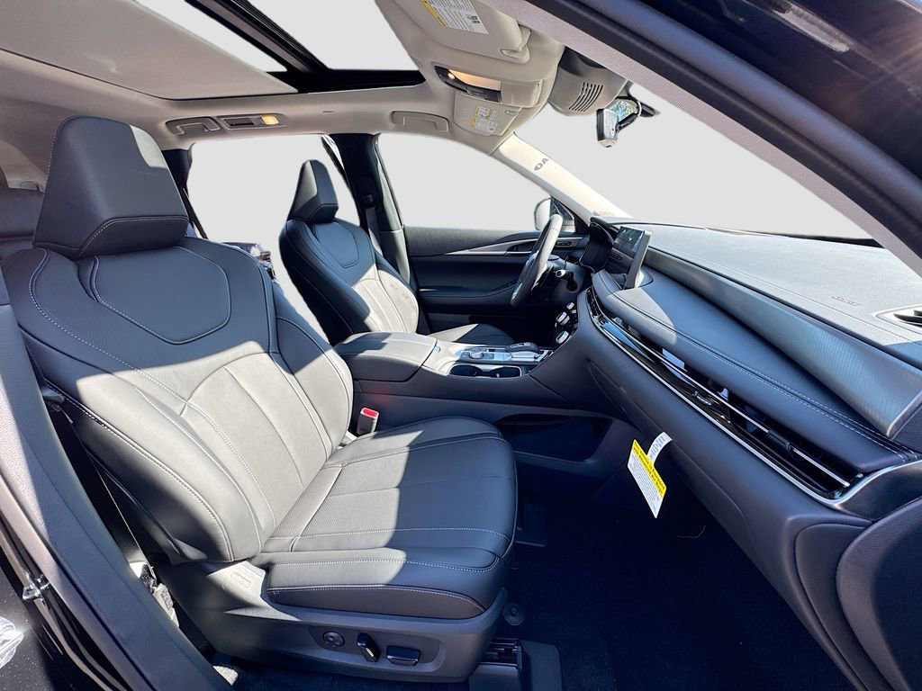 Certified 2026 INFINITI QX60 Luxe w/ Cargo Package image 32