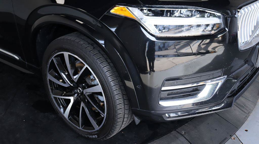Used 2023 Volvo XC90 B6 Plus w/ Protection Package Premier AWD/4WD image 13
