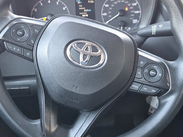 Used 2024 Toyota Corolla LE FWD image 28