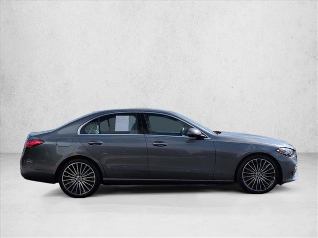 Used 2025 Mercedes-Benz C 300 4MATIC Sedan image 4