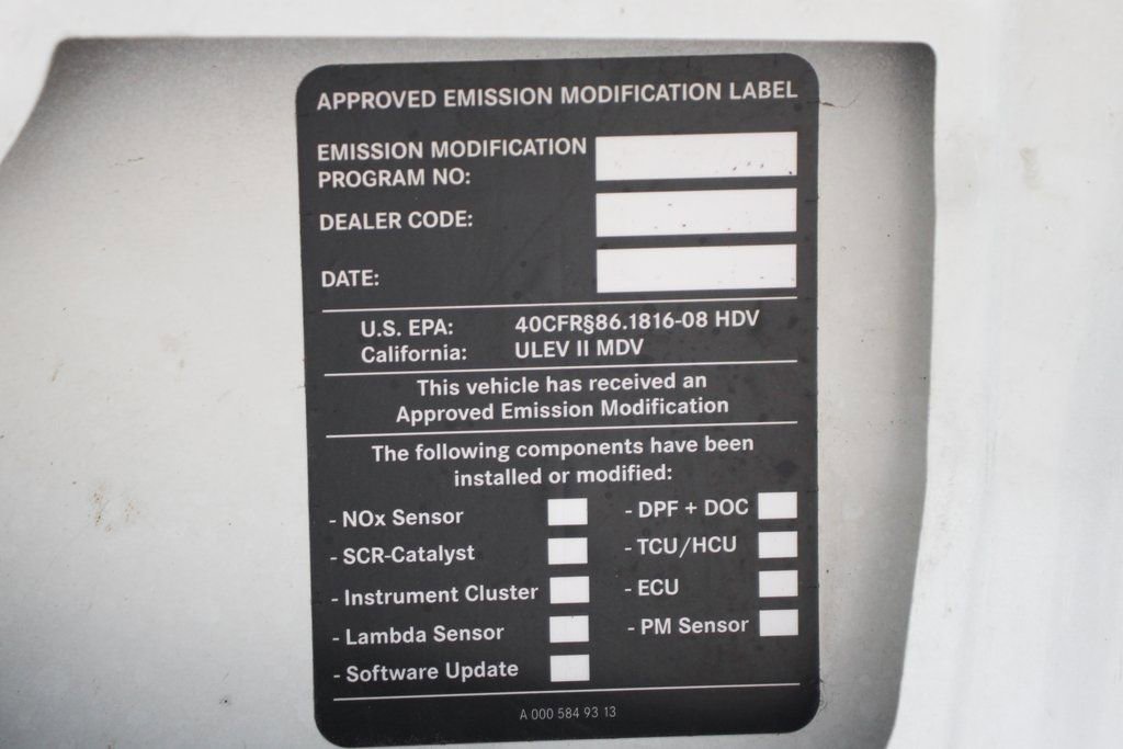 Used 2016 Mercedes-Benz Sprinter 2500 image 17