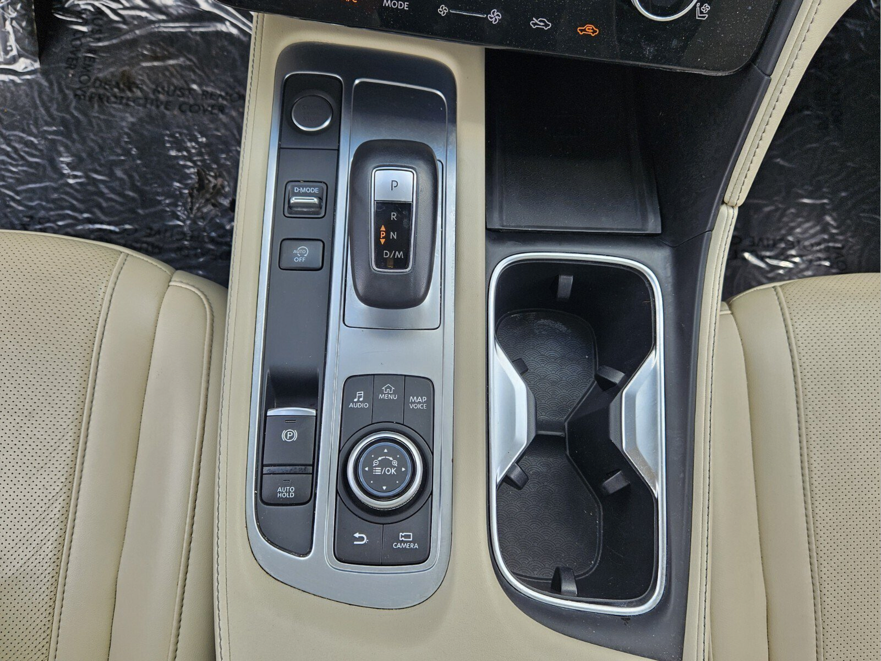 Used 2025 INFINITI QX60 Luxe w/ Vision Package FWD image 17