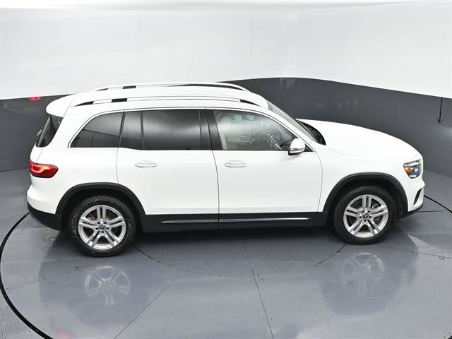 Used 2023 Mercedes-Benz GLB 250 w/ Premium Package image 40