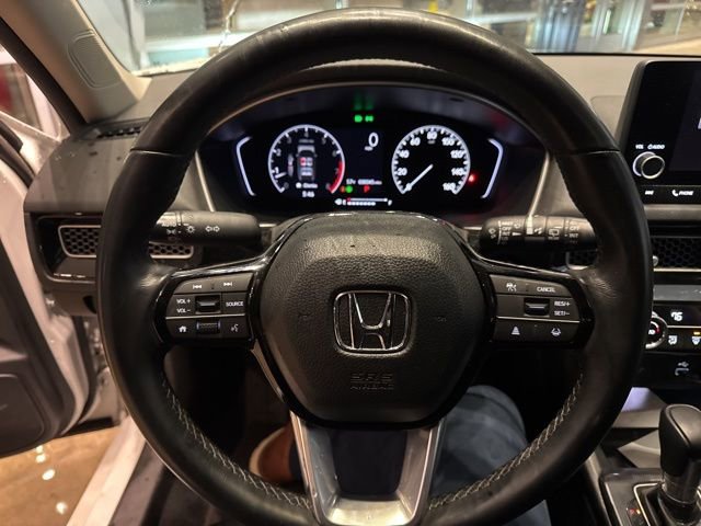 Used 2023 Honda Civic EX-L image 5