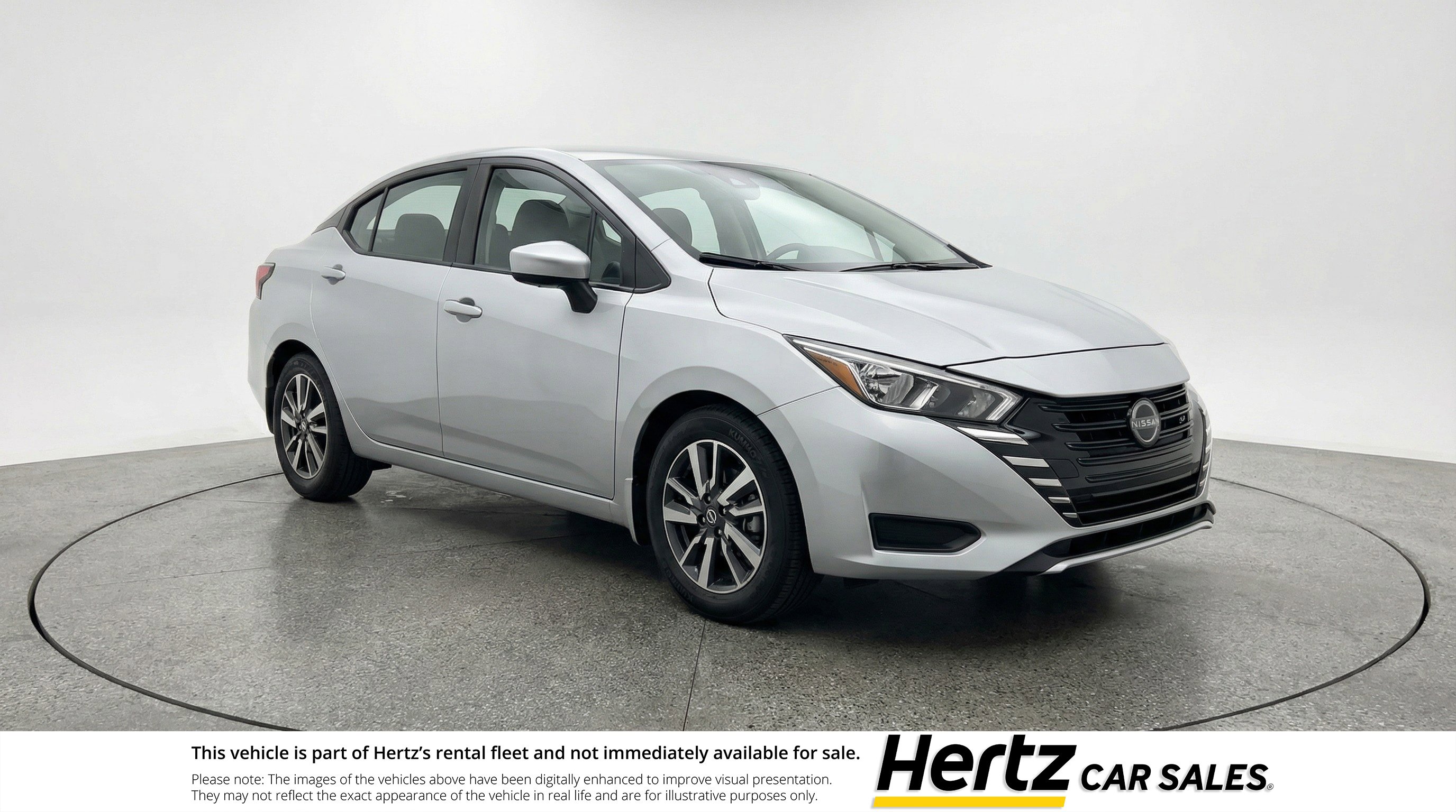 Used 2025 Nissan Versa SV FWD image 1