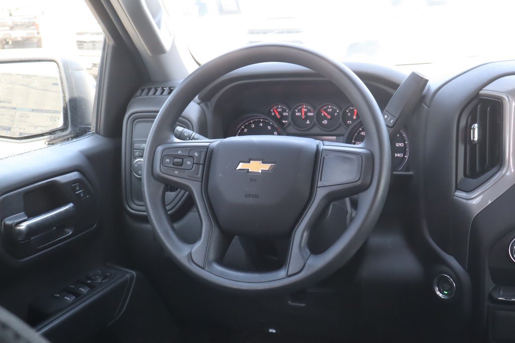 New 2026 Chevrolet Silverado 1500 Custom w/ LPO, Dark Essentials Package RWD image 27