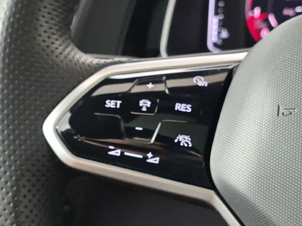 Used 2024 Volkswagen Jetta GLI Autobahn FWD image 18