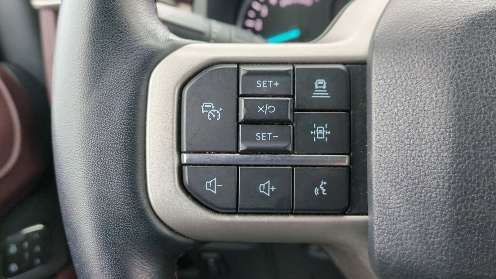 Used 2022 Ford Expedition Max Limited image 26